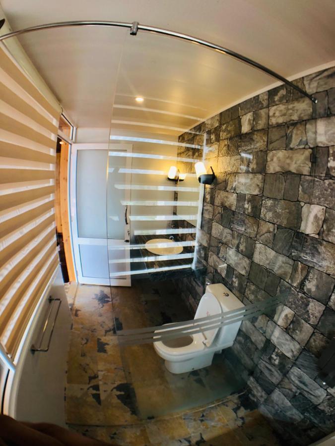 Pigeons Nest Bed & Breakfast Нувара Елия Екстериор снимка