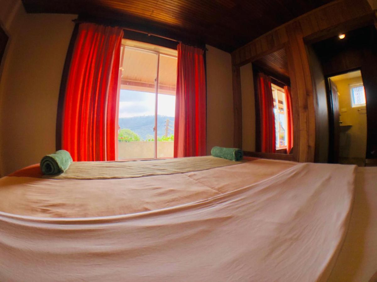 Pigeons Nest Bed & Breakfast Нувара Елия Екстериор снимка