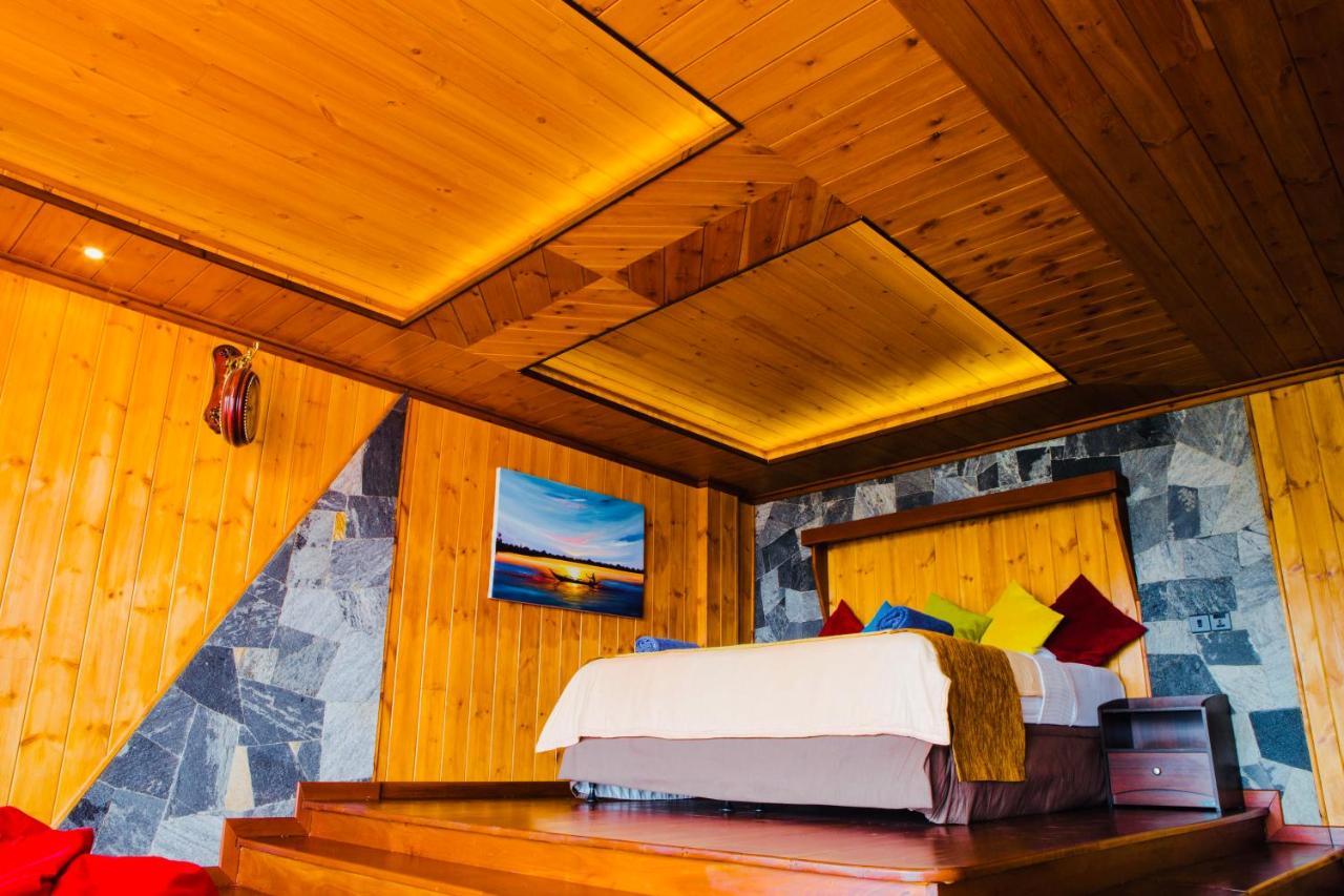 Pigeons Nest Bed & Breakfast Нувара Елия Екстериор снимка