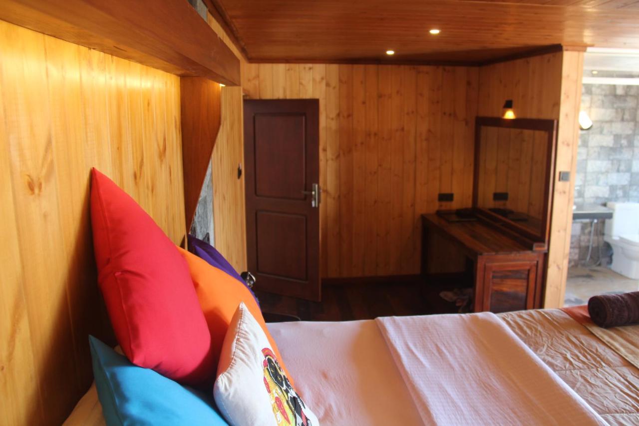 Pigeons Nest Bed & Breakfast Нувара Елия Екстериор снимка